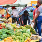 Inflación interanual se mantiene encima del rango meta en 5.35%