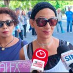 Fanáticos de Alex Bueno abarrotan el Teatro Nacional para despedir al artista