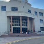 Dictan tres meses de prisión preventiva a acusado de matar a hombre en Villa González