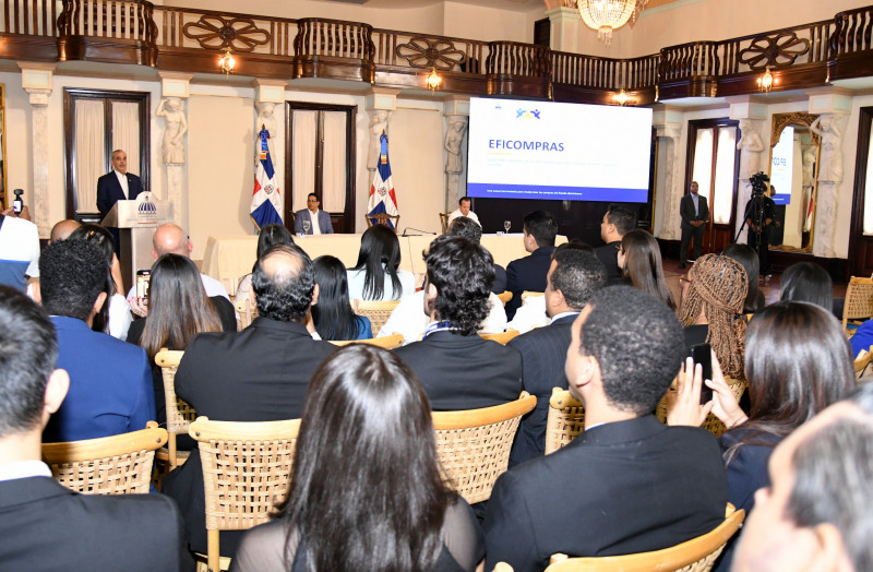 Gobierno presenta Eficompras, primera tienda virtual del Estado dominicano