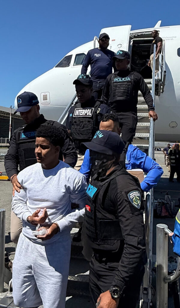 Luego de ser arrestado y dejado en libertad, autoridades de EEUU apresan y deportan a Petán