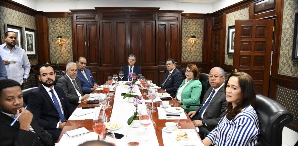 Leonel asegura que “el PRM tendrá menos alcaldes en febrero”
