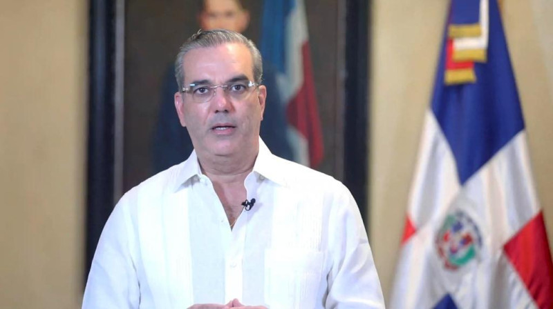 Abinader condena actos de violencia en Ecuador y respalda al presidente Noboa