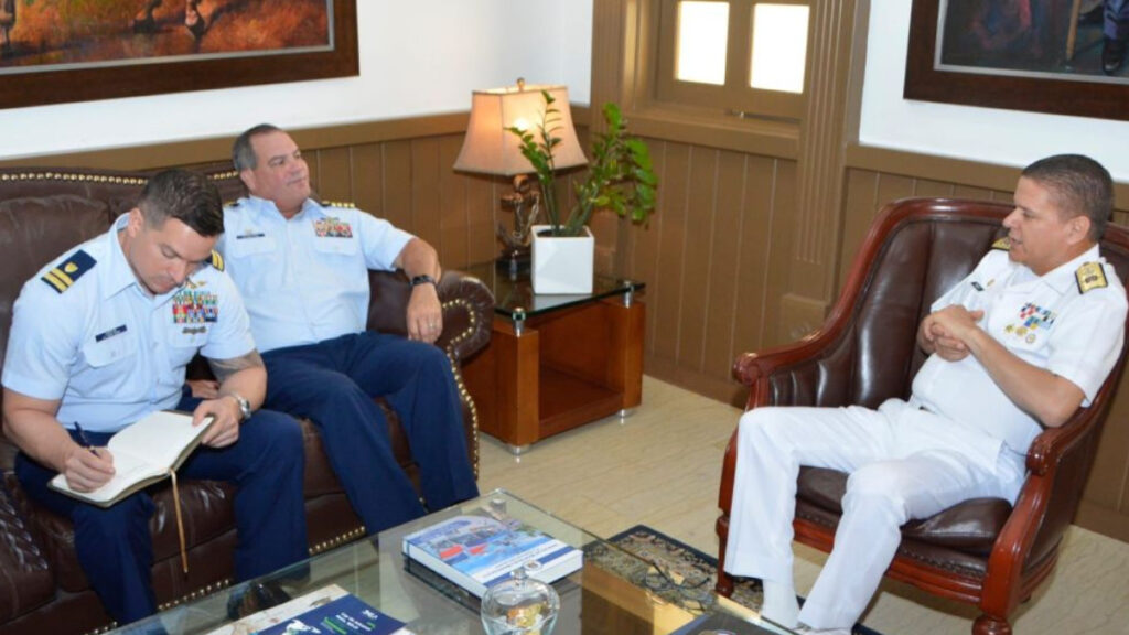 Armada RD y Guardia Costera EEUU fortalecen cooperación marítima