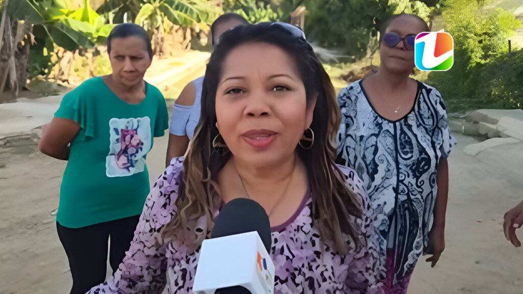 Residentes barrio Las Flores Segunda reclaman asfaltado de sus calles