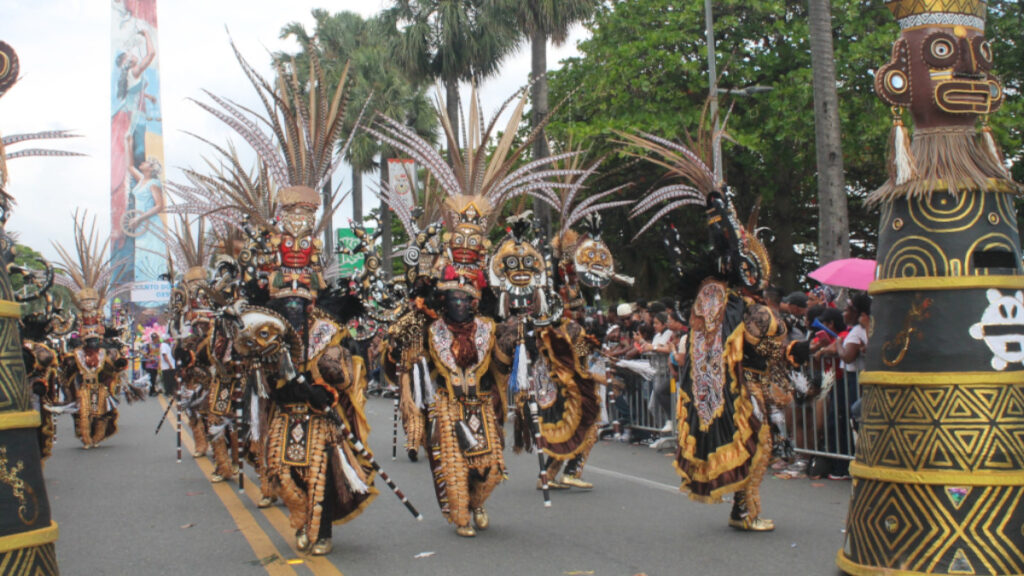 Cultura anuncia los ganadores del Desfile Nacional de Carnaval 2025