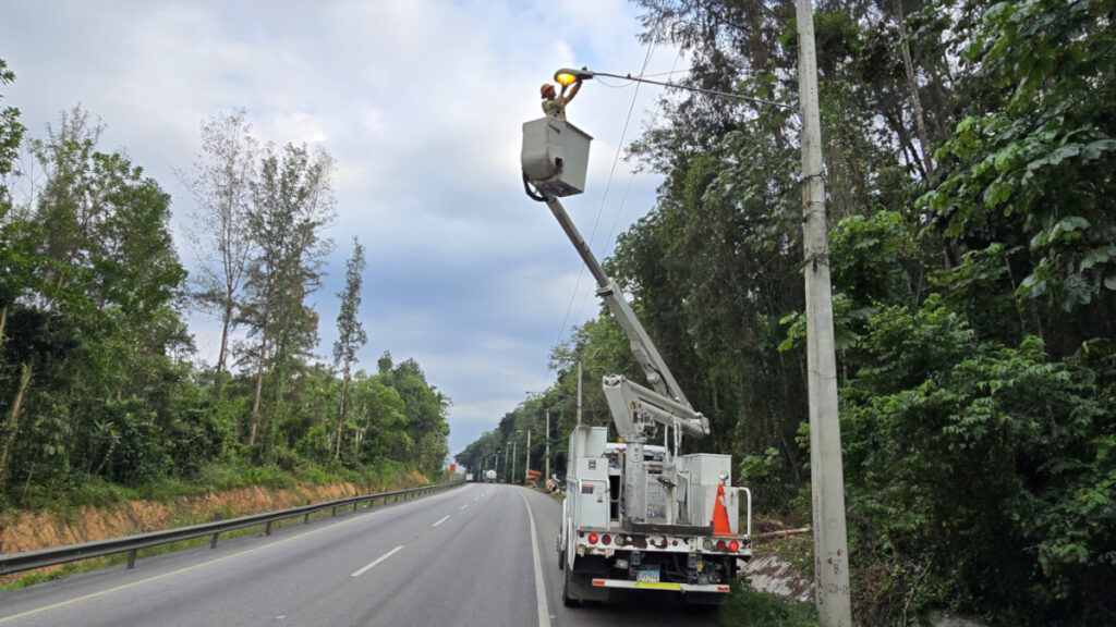 Renuevan iluminación Loma Miranda y Aeropuerto Internacional del Cibao