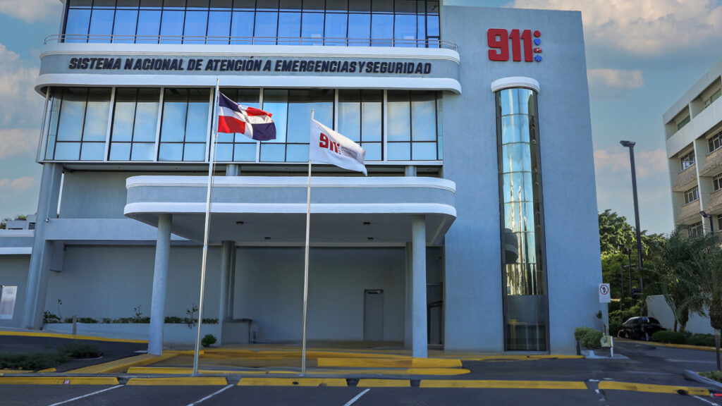 Servicios de emergencias carecen de comunicación eficaz para movilizar personal de salud en casos como la tragedia Jet Set