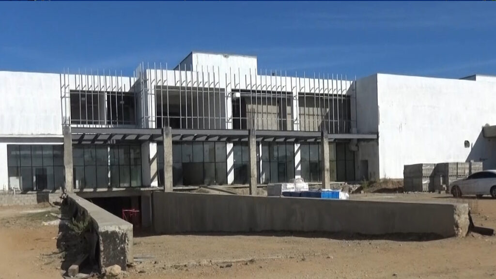 Ministro de Vivienda inspecciona construcción nuevo Hospital de Dajabón