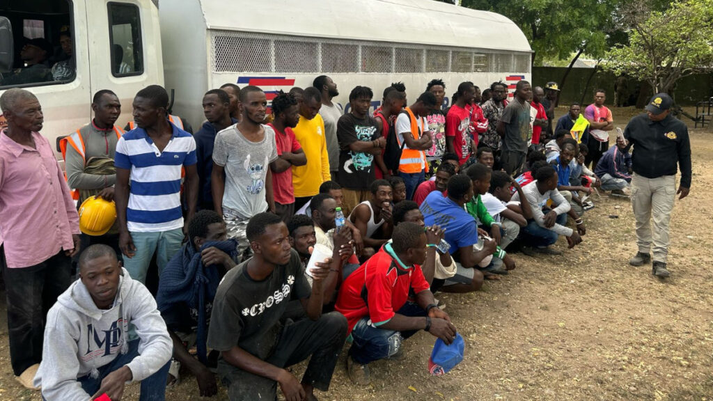 Migración detiene 75 extranjeros indocumentados en operativos migratorios en Puerto Plata