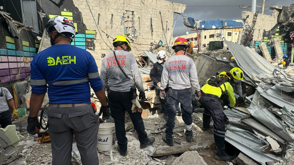 Mayoría de víctimas mortales tragedia Jet Set murieron por hemorragia según emergenciólogo