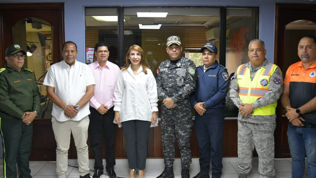 Alcalde Puerto Plata refuerza operativo de limpieza y tránsito por alta afluencia en Semana Santa