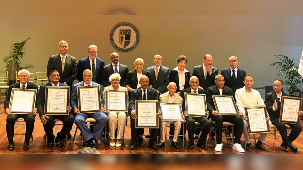 El Salón de la Fama del Deporte de Santiago exaltó a 9 nuevos inmortales