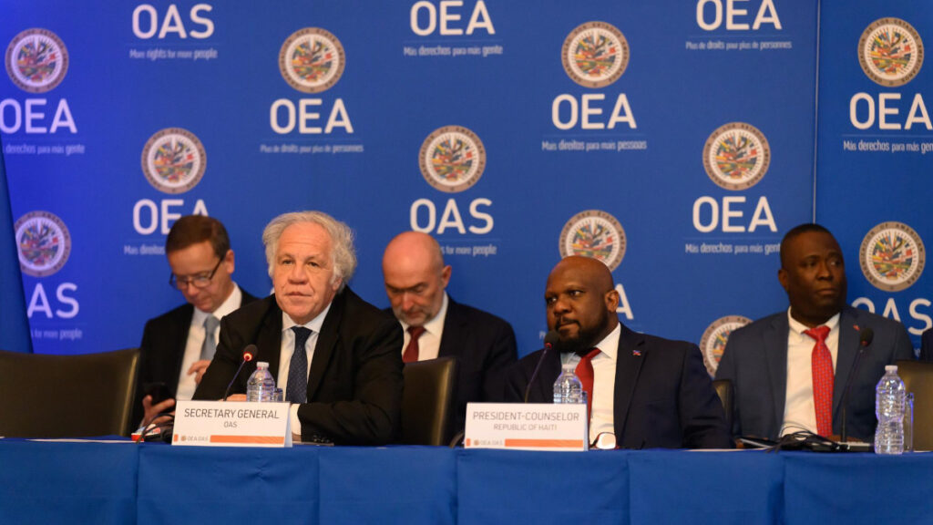 Asesor Presidencial Smith Augustin agradece a la OEA por su apoyo al pueblo haitiano