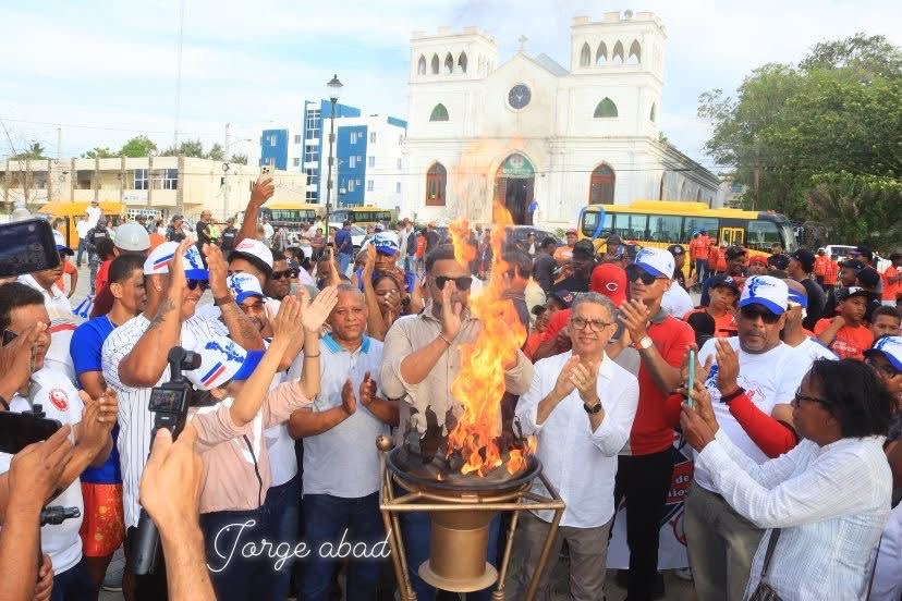 Con encendido de antorcha inician oficialmente los Juegos Fronterizos 2025