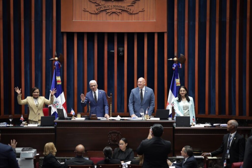 Senado aprueba en segunda lectura proyecto que modifica el Código de Trabajo