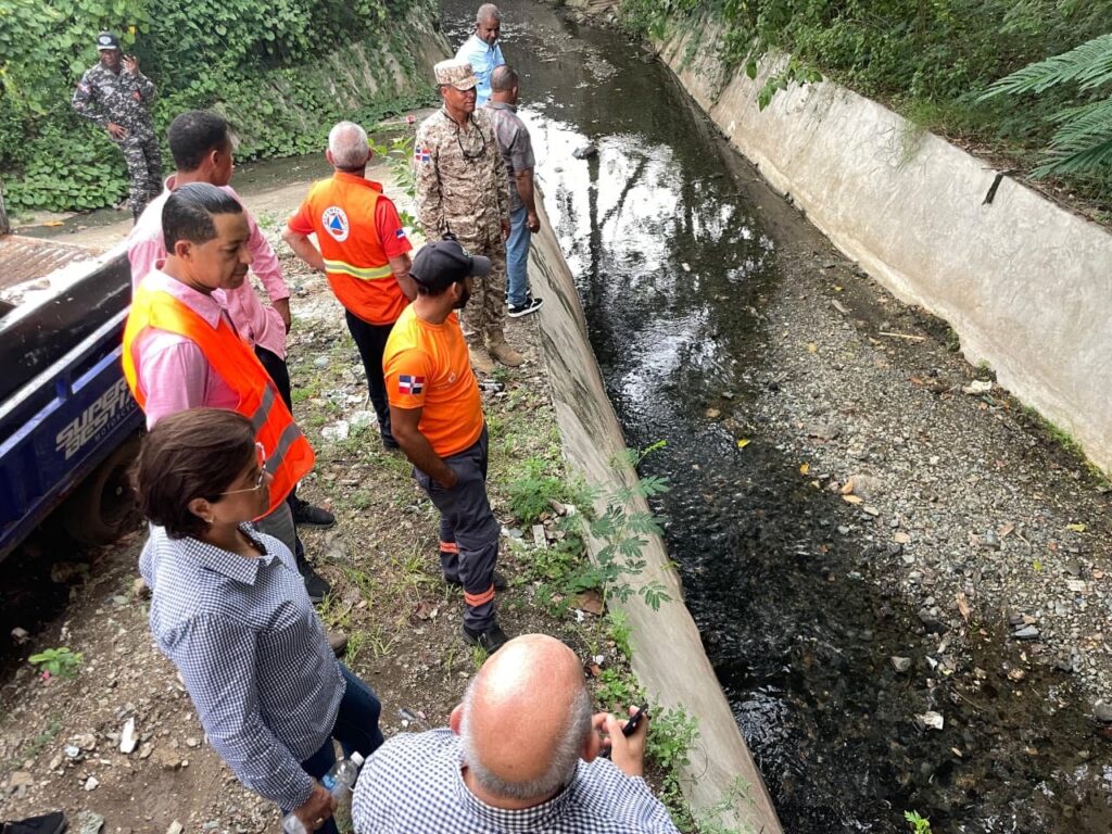 Realizan recorrido por zonas vulnerables para prevenir inundaciones en Dajabón