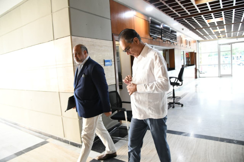 Abinader espera justicia recupere hasta el último peso robado en Senasa