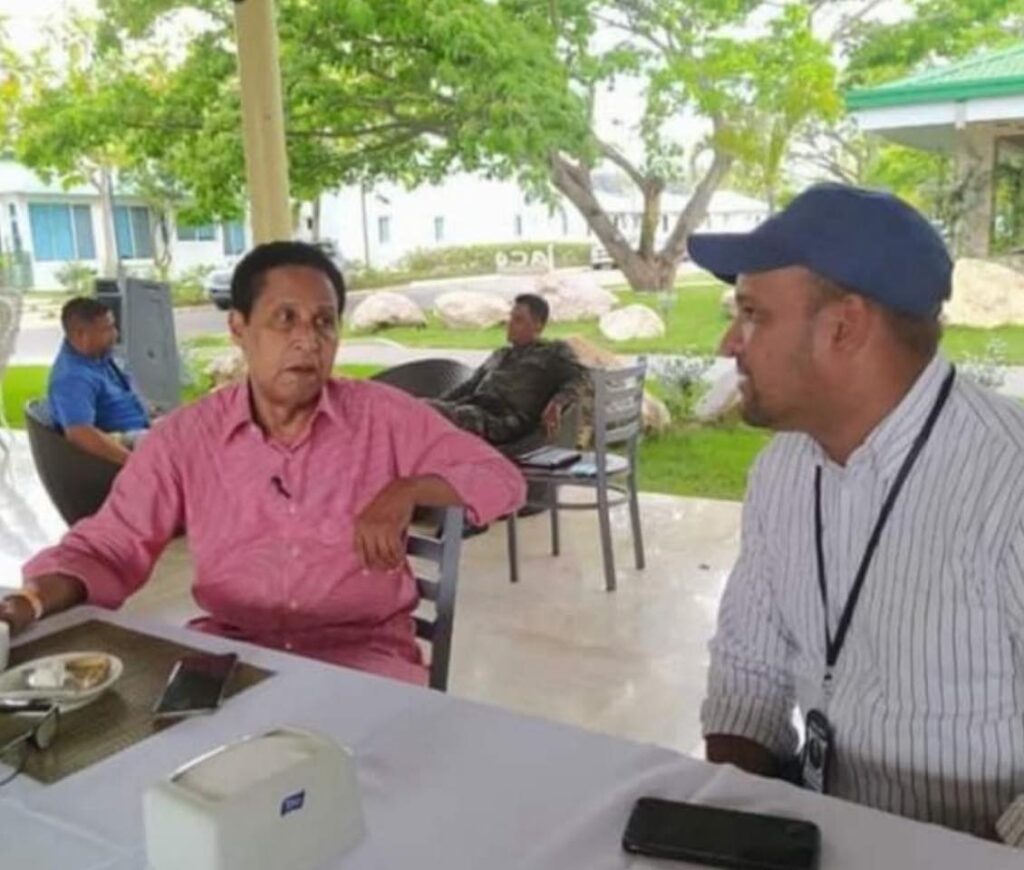 Cuánto dolor me ha causado enterarme del fallecimiento de nuestro querido amigo, colega y consejero, don Carlos Batista Matos.