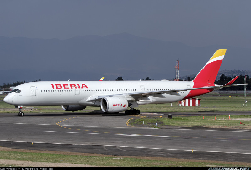 La aerolínea Iberia suspende hasta noviembre sus vuelos a Cuba por «la situación» en el país