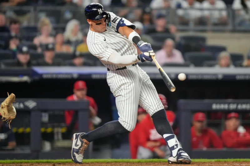 Los jonrones de Aaron Judge y Trent Grisham eclipsan los dos que disparó Mike Trout