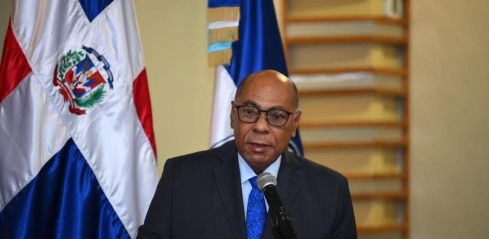 Ray Guevara no comparte propuesta presidente del TC sobre reforma constitucional