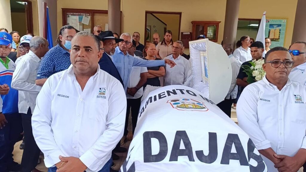 Ayuntamiento de Dajabón rinde honores póstumos al exalcalde Ramón Eleuterio Escoto Espinal y declara duelo municipal