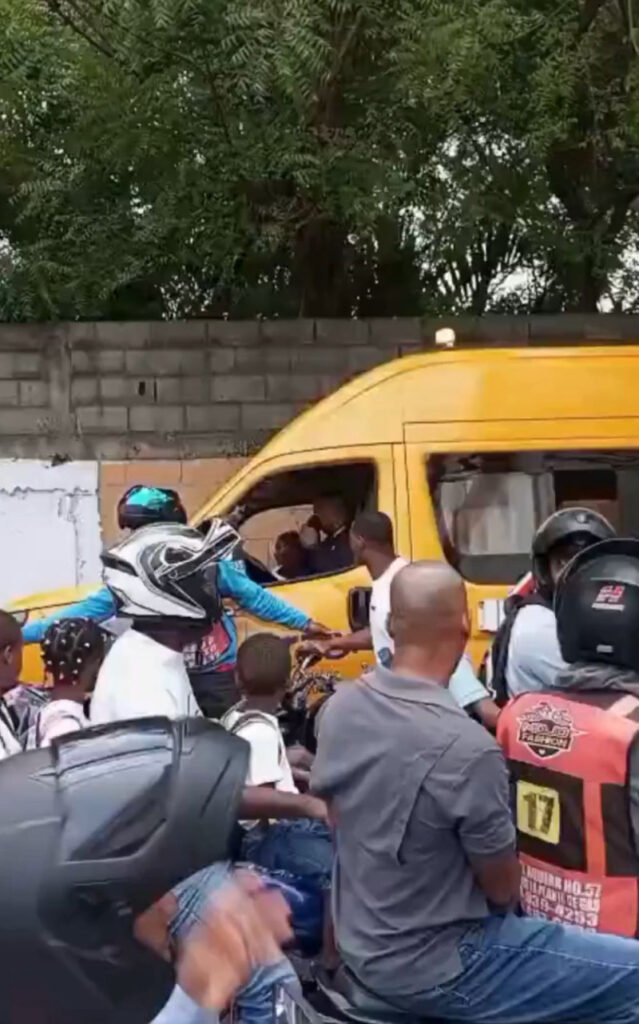 Conocen solicitud de coerción contra “Negro Malo”, quien agredió a chofer de autobús escolar de TRAE