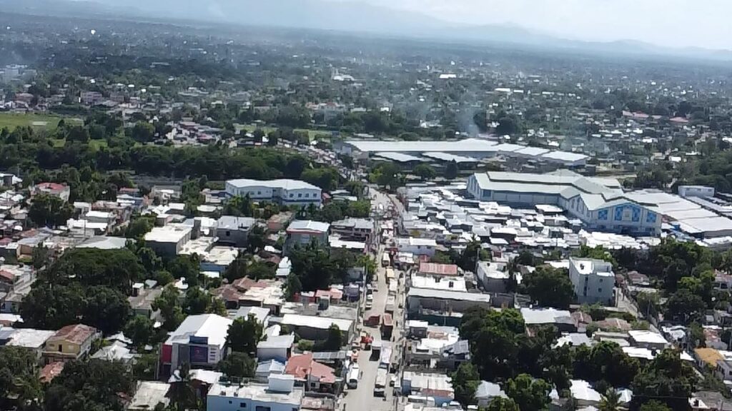 Caos en Aduanas Dajabón genera tapones de hasta ocho horas