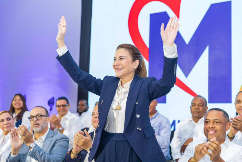 Carolina continúa ruta de “rendición de cuentas” para promover sus aspiraciones presidenciales