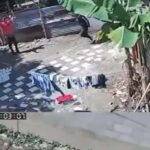 Video capta momento en que agentes policiales matan a hombre que tenía las manos en alto en La Vega