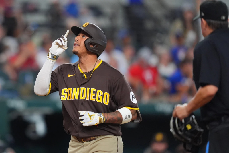 Machado dispara su vuelacercas 23 en la victoria de los Padres sobre los Marlins