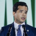 Omar Fernández critica que el Gobierno aumente impuestos más rápido de lo que los reduce