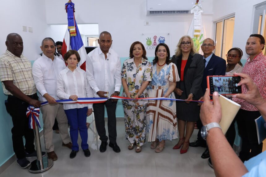 CONANI inaugura oficina municipal en Baní para fortalecer la protección de la niñez