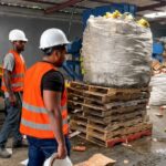 Autoridades destruyen casi 20 toneladas de alimentos vencidos y adulterados en San Cristóbal