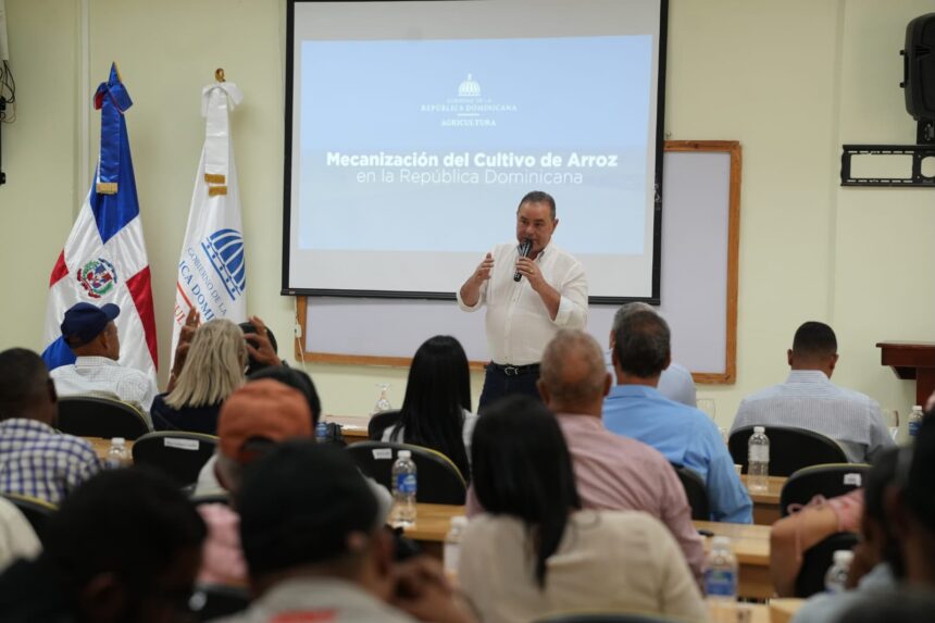 Agricultura llama a productores de San Juan a controlar malezas y mecanizar labores