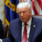 Trump advierte a Irán de un «golpe muy duro» si retrocede en las negociaciones