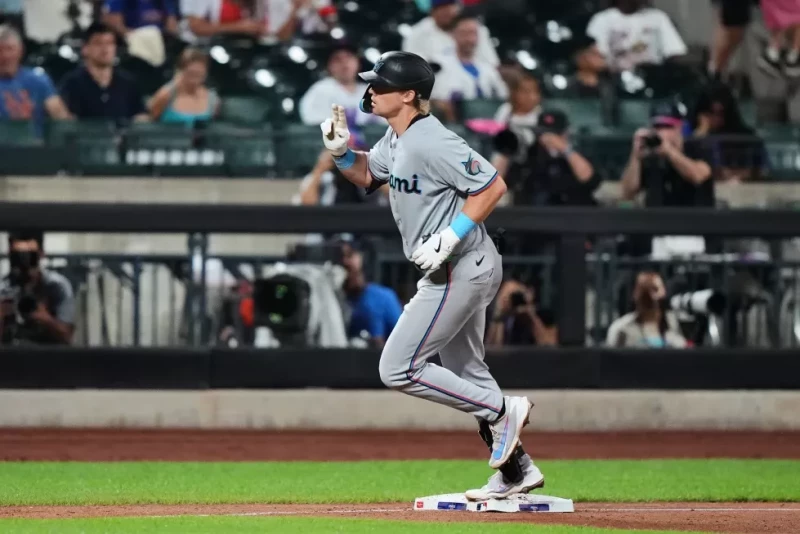 Marlins se imponen a los Mets de la mano de Jakob Marsee y Kyle Stowers
