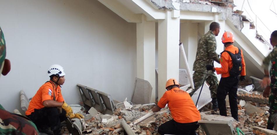 Terremoto en Indonesia deja alrededor de medio centenar de muertos, 135 heridos y 5.000 evacuados
