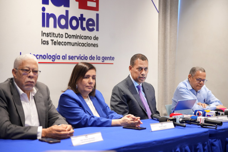 Indotel asigna frecuencias a las empresas Viettel y Claro Dominicana