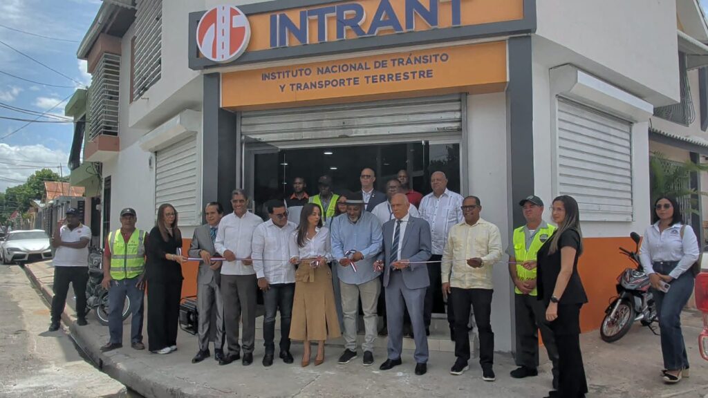 La licencia ya no será un viaje: INTRANT abre oficinas en Dajabón y Montecristi