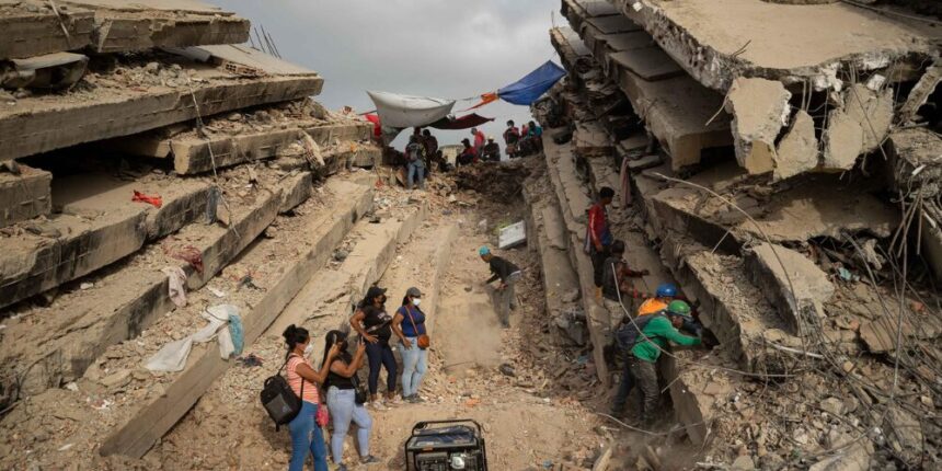 Venezuela busca reparar casi 4.000 viviendas dañadas en La Guaira por los terremotos