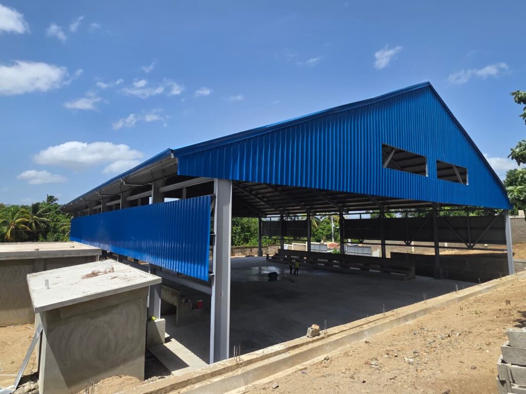 Nuevos techados construidos por Infraestructura Escolar en Dajabón alcanzan un 85 % de ejecución