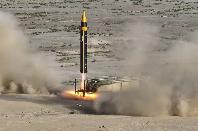 Irán ataca bases de EEUU en Jordania como represalia al bombardeo de la isla Larak