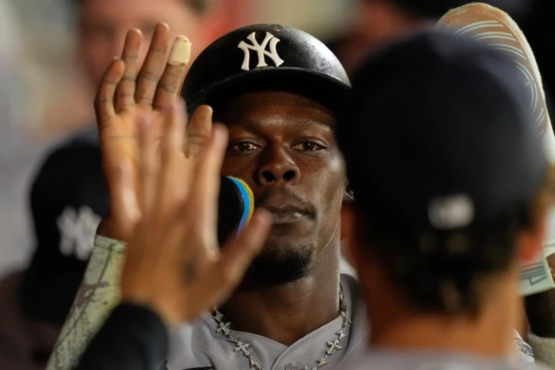 Jones, Chisholm Jr. y Cole destacan en triunfo de los Yankees ante Angelinos