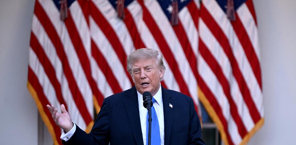 Trump promete 5 mil dólares a cada estadounidense si republicanos mantienen el control del Congreso