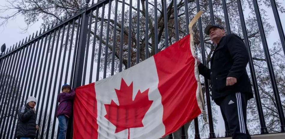 EEUU aumenta los aranceles contra varios productos canadienses hasta un 50 %