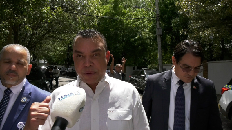 El Gobierno anuncia nueva unidad de quemados y banco de sangre para Santiago