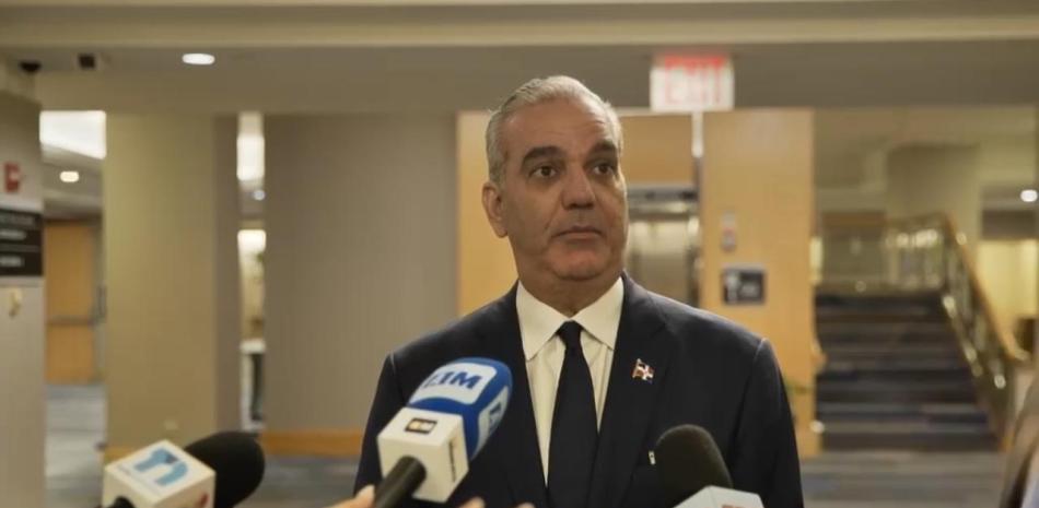 Abinader advierte a los atacantes de Julián Oro Duro a que se entreguen o les va a ir peor