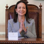 María Corina Machado está dispuesta a reunirse con Delcy Rodríguez, dice vocera de su partido